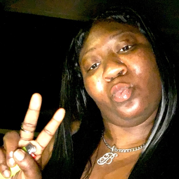 Meet your Posher, Lesante - Picture 1 of 1